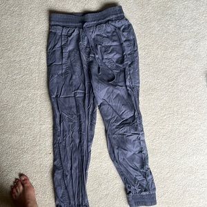 Cute target pants just need to be ironed